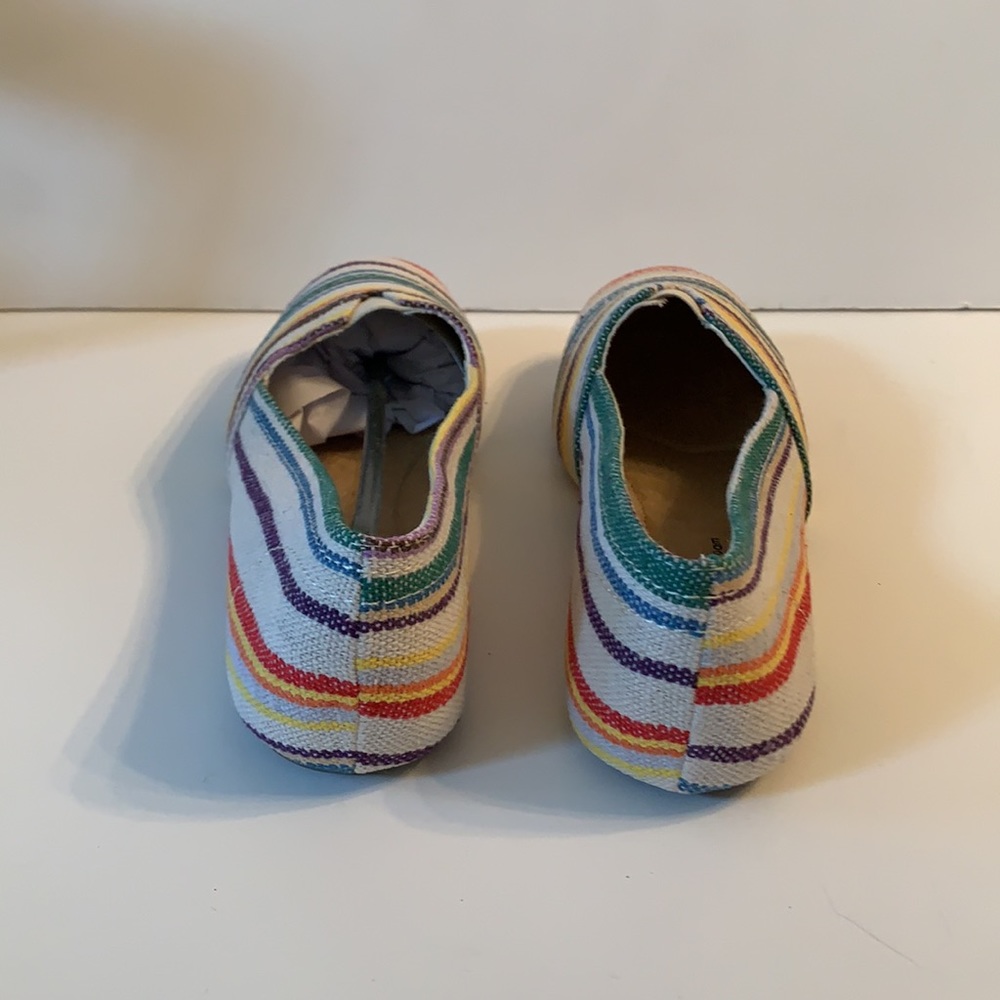 Mia Amore Alesia sz 11 stripped canvas flats NWT - Picture 4 of 7